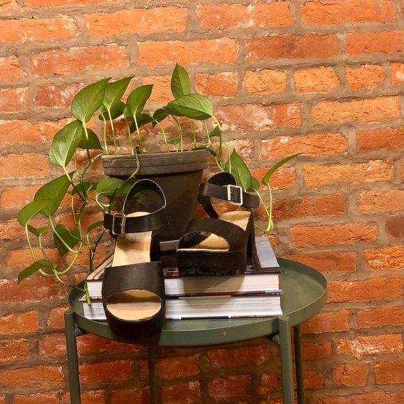 Block heel sandal - Picture 3 of 5